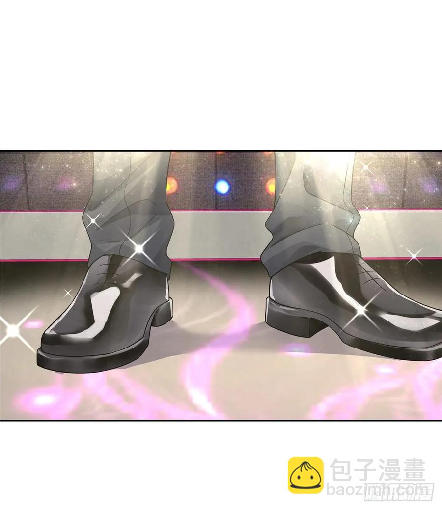 🍸国民校草是女生 第一百零五话 怎么配得上你 第24页