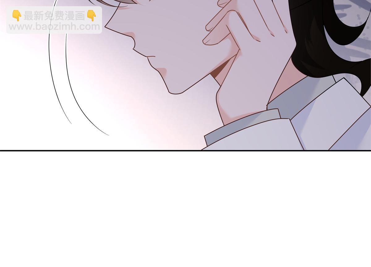 🍸国民校草是女生 445 要不要接吻 第12页